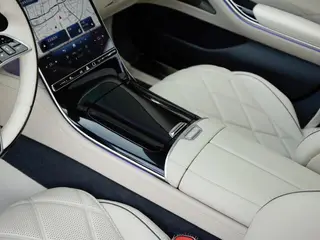 Mercedes-Benz Mercedes-Maybach S-Class 2025 S 480 4MATIC interior photo 18 Mercedes-Benz Mercedes-Maybach S-Class 2025 S 480 4MATIC interior photo 18