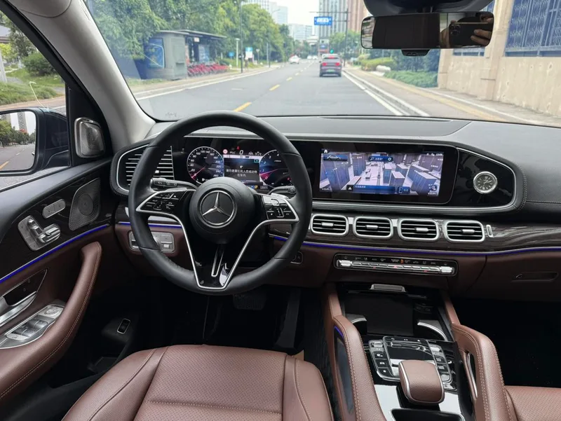 Mercedes-Benz GLE (Imported) 2024 GLE 350 4MATIC Fashionable interior photo 14 Mercedes-Benz GLE (Imported) 2024 GLE 350 4MATIC Fashionable interior photo 14