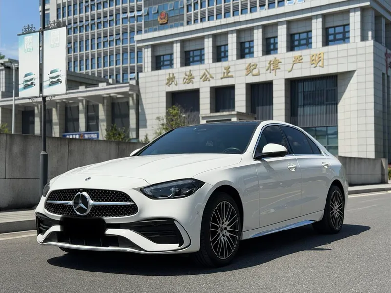 Mercedes-Benz C-Class 2024 C 260 L Sports version exterior photo 1 Mercedes-Benz C-Class 2024 C 260 L Sports version exterior photo 1