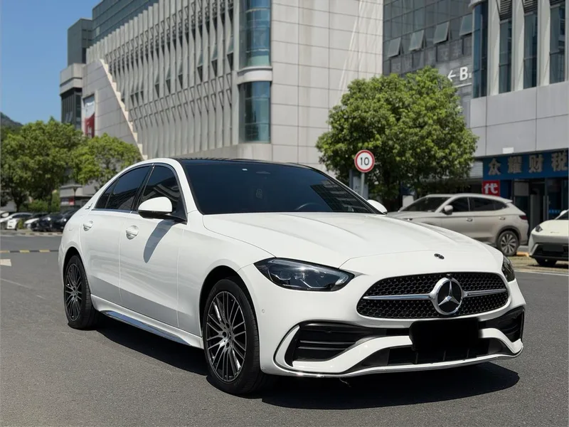 Mercedes-Benz C-Class 2024 C 260 L Sports version exterior photo 3 Mercedes-Benz C-Class 2024 C 260 L Sports version exterior photo 3