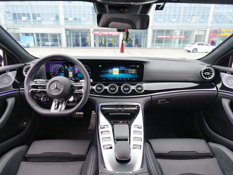 Mercedes-Benz AMG GT 2023 AMG GT 50 Coche deportivo de cuatro puertas interior foto 10 Mercedes-Benz AMG GT 2023 AMG GT 50 Coche deportivo de cuatro puertas interior foto 10