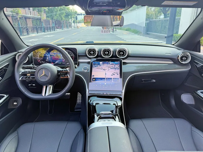 Mercedes-Benz CLE 2025 CLE 260 Coupé cabriolet extérieur photo 6 Mercedes-Benz CLE 2025 CLE 260 Coupé cabriolet extérieur photo 6