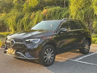 Mercedes-Benz GLE (Imported) 2024 Mise à jour GLE 350 4MATIC Style tendance extérieur photo 1 Mercedes-Benz GLE (Imported) 2024 Mise à jour GLE 350 4MATIC Style tendance extérieur photo 1