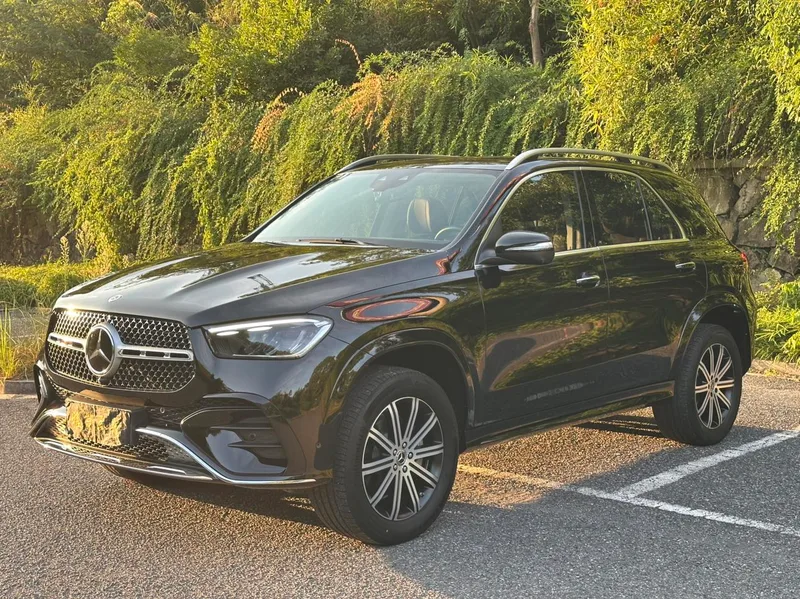 Mercedes-Benz GLE (Imported) 2024 Mise à jour GLE 350 4MATIC Style tendance extérieur photo 1 Mercedes-Benz GLE (Imported) 2024 Mise à jour GLE 350 4MATIC Style tendance extérieur photo 1