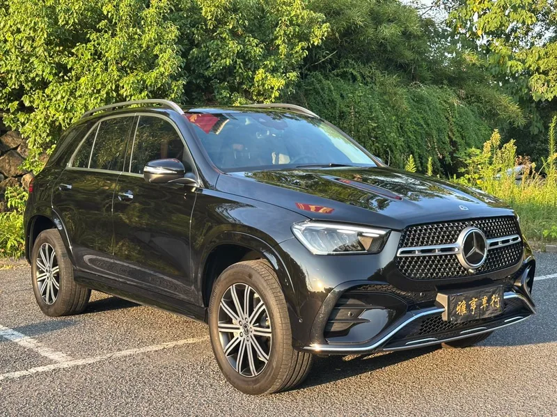 Mercedes-Benz GLE (Imported) 2024 Mise à jour GLE 350 4MATIC Style tendance extérieur photo 3 Mercedes-Benz GLE (Imported) 2024 Mise à jour GLE 350 4MATIC Style tendance extérieur photo 3