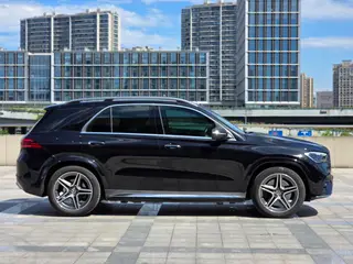 Mercedes-Benz GLE (Imported) 2024 GLE 450 4MATIC Style tendance extérieur photo 4 Mercedes-Benz GLE (Imported) 2024 GLE 450 4MATIC Style tendance extérieur photo 4