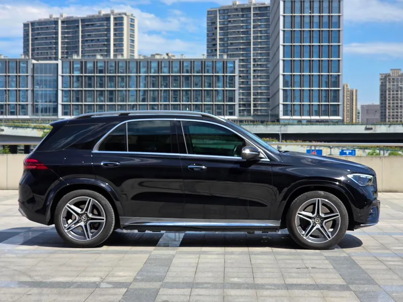Mercedes-Benz GLE (Imported) 2024 GLE 450 4MATIC Style tendance extérieur photo 4 Mercedes-Benz GLE (Imported) 2024 GLE 450 4MATIC Style tendance extérieur photo 4