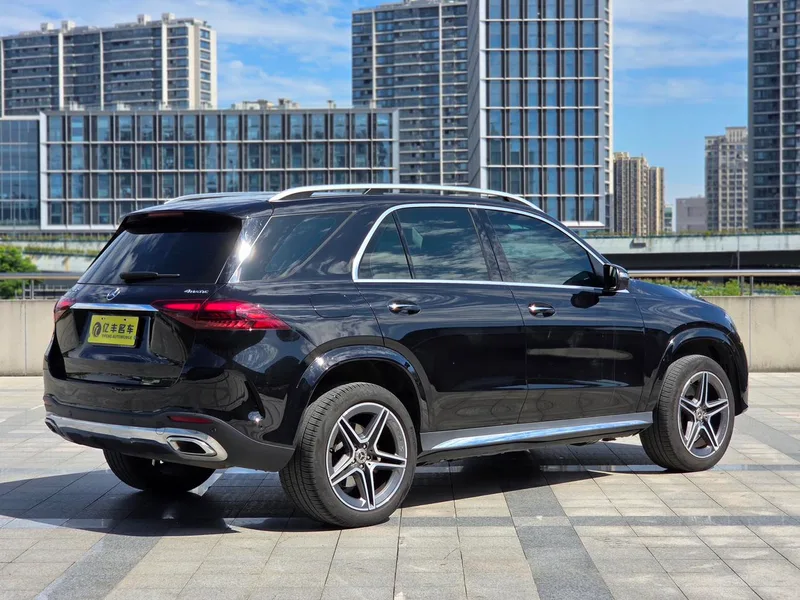 Mercedes-Benz GLE (Imported) 2024 GLE 450 4MATIC Style tendance extérieur photo 7 Mercedes-Benz GLE (Imported) 2024 GLE 450 4MATIC Style tendance extérieur photo 7