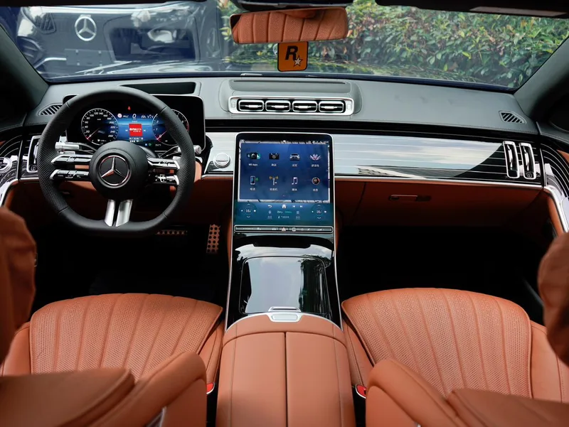 Mercedes-Benz S-Class 2024 S 450 L 4MATIC intérieur photo 11 Mercedes-Benz S-Class 2024 S 450 L 4MATIC intérieur photo 11