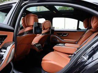 Mercedes-Benz S-Class 2024 S 450 L 4MATIC intérieur photo 12 Mercedes-Benz S-Class 2024 S 450 L 4MATIC intérieur photo 12