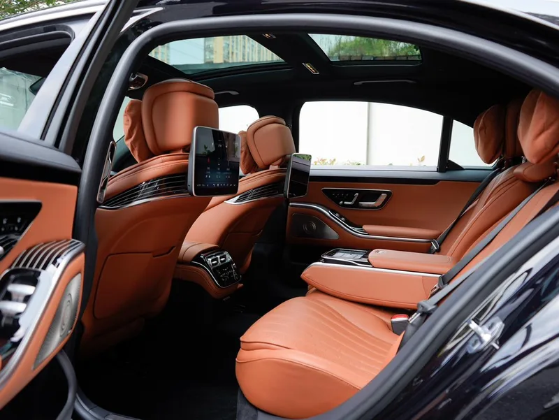 Mercedes-Benz S-Class 2024 S 450 L 4MATIC intérieur photo 12 Mercedes-Benz S-Class 2024 S 450 L 4MATIC intérieur photo 12