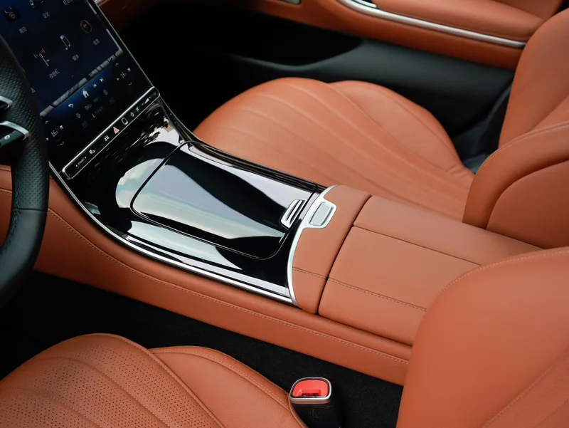 Mercedes-Benz S-Class 2024 S 450 L 4MATIC intérieur photo 14 Mercedes-Benz S-Class 2024 S 450 L 4MATIC intérieur photo 14