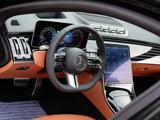 Mercedes-Benz S-Class 2024 S 450 L 4MATIC intérieur photo 17 Mercedes-Benz S-Class 2024 S 450 L 4MATIC intérieur photo 17