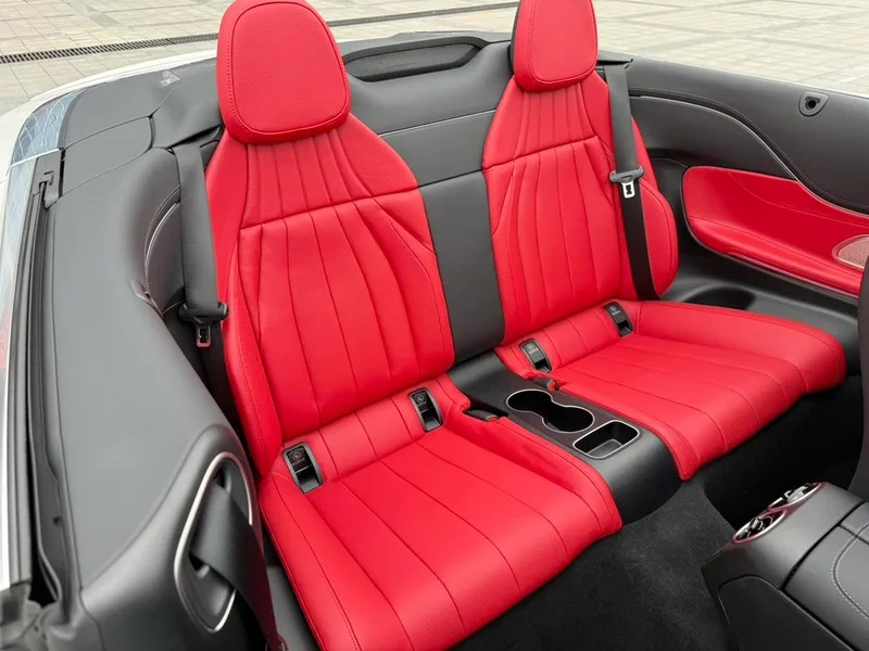 Mercedes-Benz CLE 2025 CLE 300 4MATIC Convertible Coupe interior photo 15 Mercedes-Benz CLE 2025 CLE 300 4MATIC Convertible Coupe interior photo 15