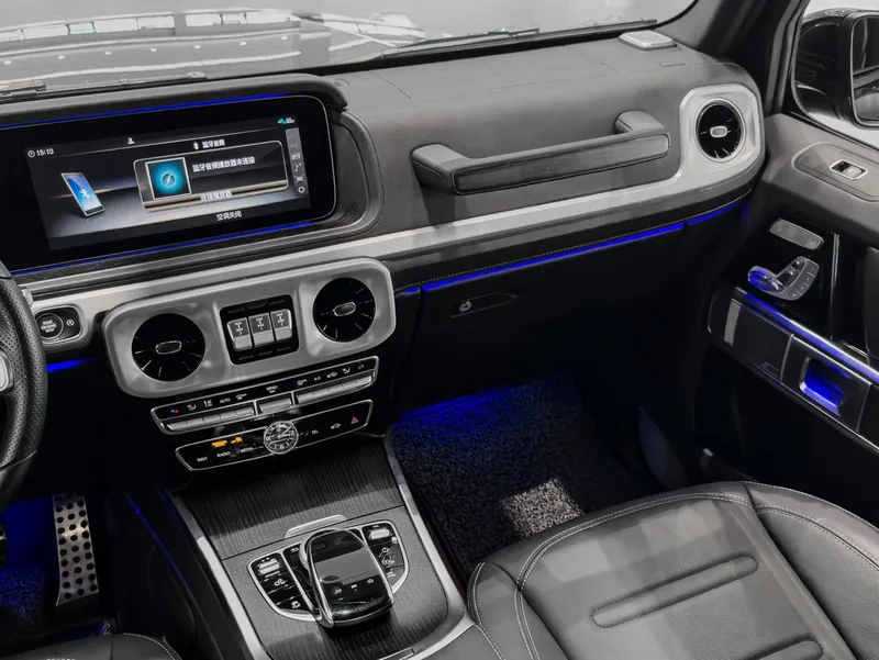 Mercedes-Benz G-Class 2024 G 350 interior foto 8 Mercedes-Benz G-Class 2024 G 350 interior foto 8