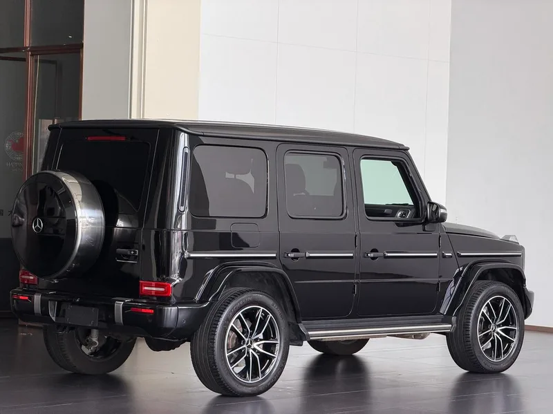 Mercedes-Benz G-Class 2025 G 500 intérieur photo 12 Mercedes-Benz G-Class 2025 G 500 intérieur photo 12