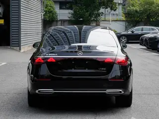 Mercedes-Benz E-Class 2024 E 350 e L Coche exterior foto 5 Mercedes-Benz E-Class 2024 E 350 e L Coche exterior foto 5