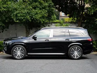 Mercedes-Benz Maybach GLS 2025 GLS 480 4MATIC exterior foto 3 Mercedes-Benz Maybach GLS 2025 GLS 480 4MATIC exterior foto 3