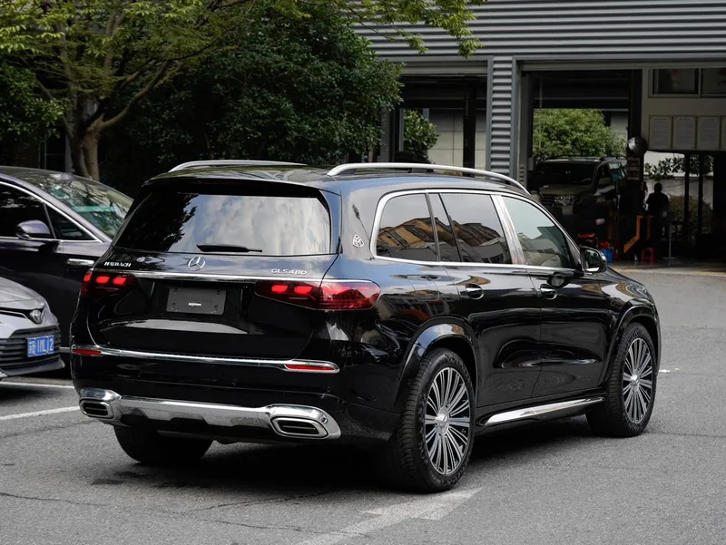 Mercedes-Benz Maybach GLS 2025 GLS 480 4MATIC exterior foto 4 Mercedes-Benz Maybach GLS 2025 GLS 480 4MATIC exterior foto 4