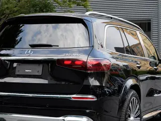 Mercedes-Benz Maybach GLS 2025 GLS 480 4MATIC exterior foto 5 Mercedes-Benz Maybach GLS 2025 GLS 480 4MATIC exterior foto 5