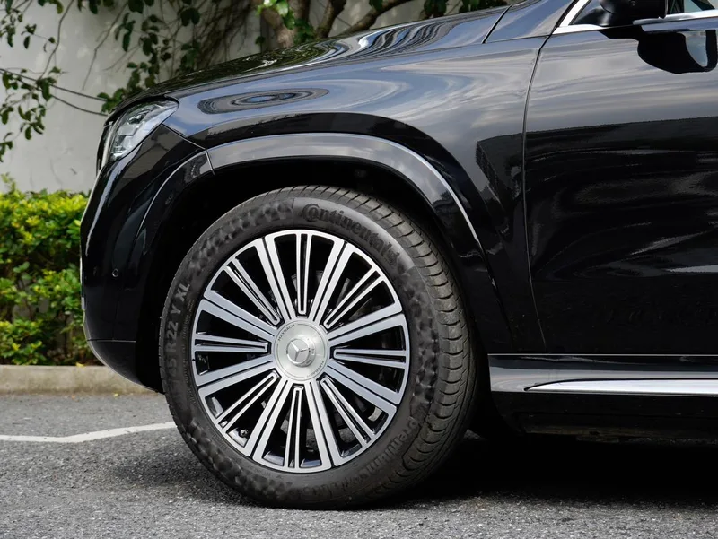 Mercedes-Benz Maybach GLS 2025 GLS 480 4MATIC exterior foto 7 Mercedes-Benz Maybach GLS 2025 GLS 480 4MATIC exterior foto 7