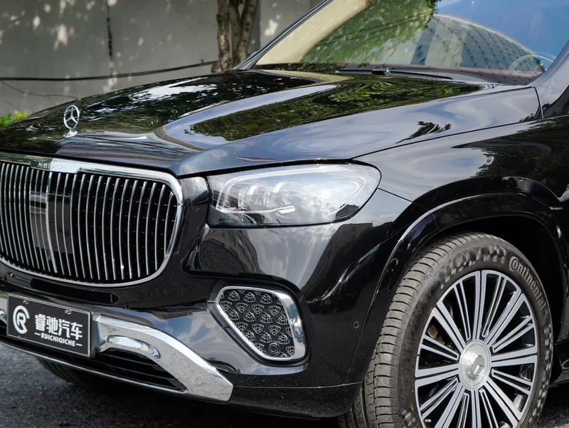 Mercedes-Benz Maybach GLS 2025 GLS 480 4MATIC exterior foto 8 Mercedes-Benz Maybach GLS 2025 GLS 480 4MATIC exterior foto 8