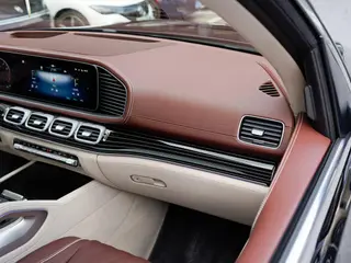 Mercedes-Benz Maybach GLS 2025 GLS 480 4MATIC interior foto 13 Mercedes-Benz Maybach GLS 2025 GLS 480 4MATIC interior foto 13