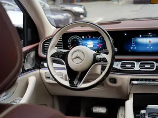 Mercedes-Benz Maybach GLS 2025 GLS 480 4MATIC interior foto 14 Mercedes-Benz Maybach GLS 2025 GLS 480 4MATIC interior foto 14
