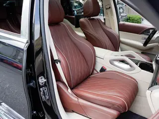 Mercedes-Benz Maybach GLS 2025 GLS 480 4MATIC interior foto 16 Mercedes-Benz Maybach GLS 2025 GLS 480 4MATIC interior foto 16