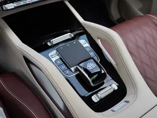 Mercedes-Benz Maybach GLS 2025 GLS 480 4MATIC interior foto 17 Mercedes-Benz Maybach GLS 2025 GLS 480 4MATIC interior foto 17