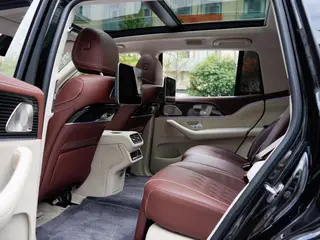 Mercedes-Benz Maybach GLS 2025 GLS 480 4MATIC interior foto 18 Mercedes-Benz Maybach GLS 2025 GLS 480 4MATIC interior foto 18