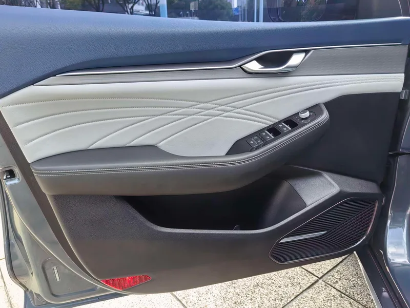 Geely Preface 2021 2.0T Acabado premium exterior foto 10 Geely Preface 2021 2.0T Acabado premium exterior foto 10