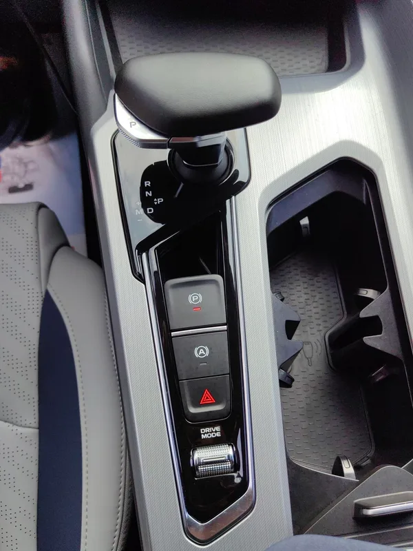 Geely Preface 2021 2.0T Acabado premium interior foto 17 Geely Preface 2021 2.0T Acabado premium interior foto 17