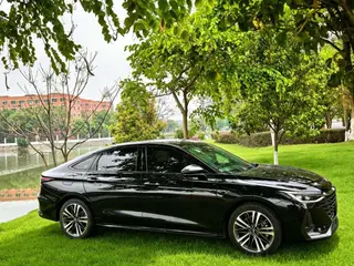 Chery Arrizo 8 2023 High-energy version 2.0T DCT Strength exterior photo 3 Chery Arrizo 8 2023 High-energy version 2.0T DCT Strength exterior photo 3