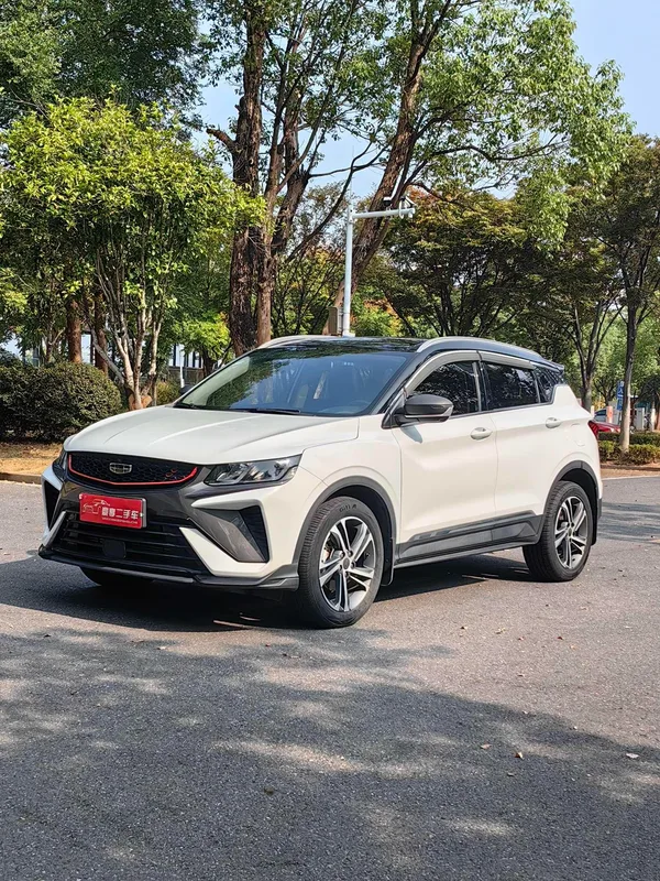 Geely Coolray 2021 240T DCT Edición Diamante exterior foto 1 Geely Coolray 2021 240T DCT Edición Diamante exterior foto 1