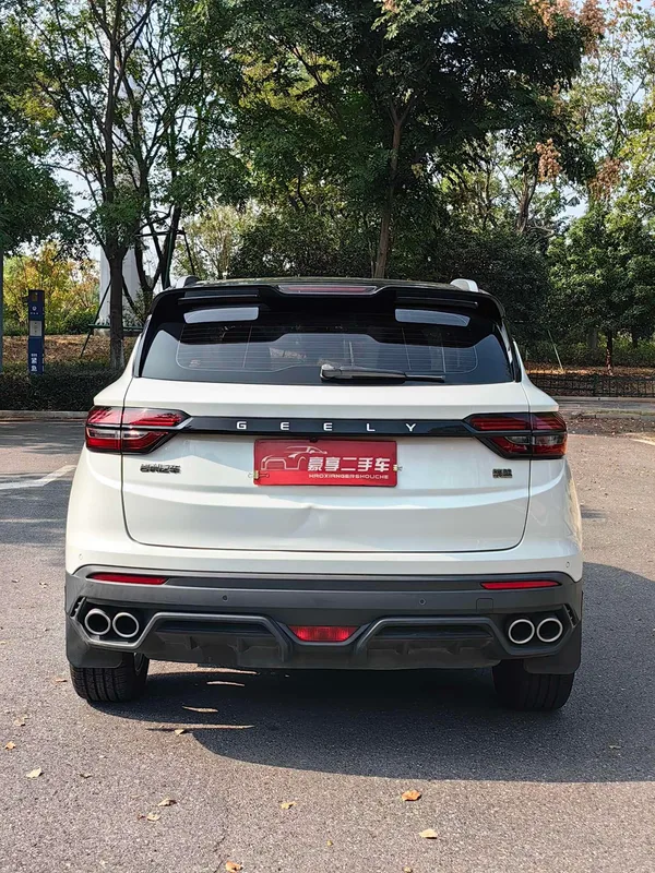 Geely Coolray 2021 240T DCT Edición Diamante interior foto 13 Geely Coolray 2021 240T DCT Edición Diamante interior foto 13