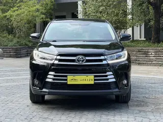 Toyota Highlander 2018 2.0T Version élite à deux roues motrices 5 Siège État VI extérieur photo 2 Toyota Highlander 2018 2.0T Version élite à deux roues motrices 5 Siège État VI extérieur photo 2