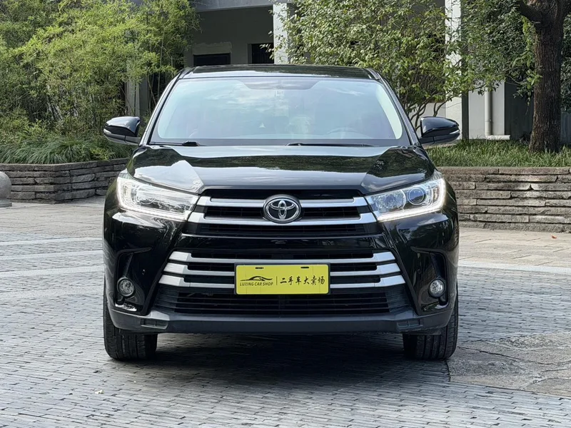 Toyota Highlander 2018 2.0T Version élite à deux roues motrices 5 Siège État VI extérieur photo 2 Toyota Highlander 2018 2.0T Version élite à deux roues motrices 5 Siège État VI extérieur photo 2