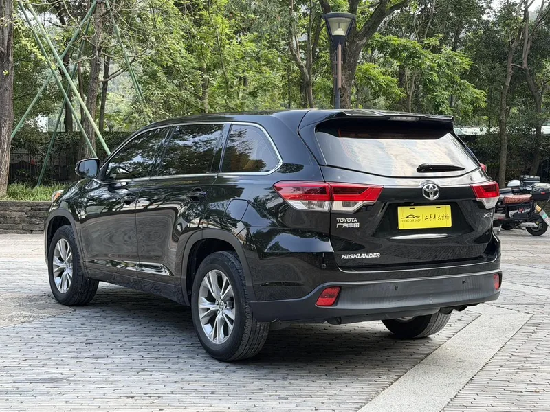 Toyota Highlander 2018 2.0T Version élite à deux roues motrices 5 Siège État VI extérieur photo 4 Toyota Highlander 2018 2.0T Version élite à deux roues motrices 5 Siège État VI extérieur photo 4