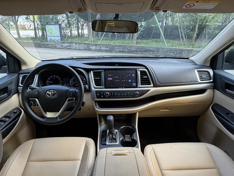 Toyota Highlander 2018 2.0T Version élite à deux roues motrices 5 Siège État VI extérieur photo 9 Toyota Highlander 2018 2.0T Version élite à deux roues motrices 5 Siège État VI extérieur photo 9