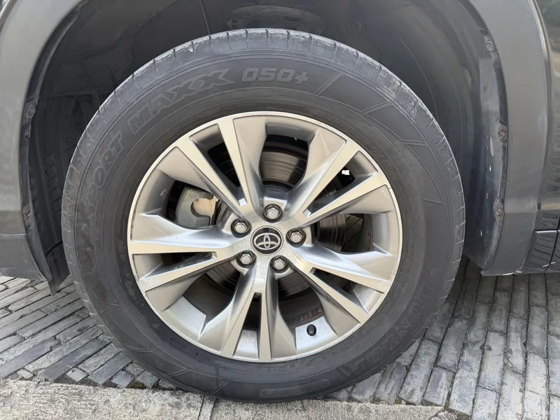 Toyota Highlander 2018 2.0T Version élite à deux roues motrices 5 Siège État VI intérieur photo 19 Toyota Highlander 2018 2.0T Version élite à deux roues motrices 5 Siège État VI intérieur photo 19