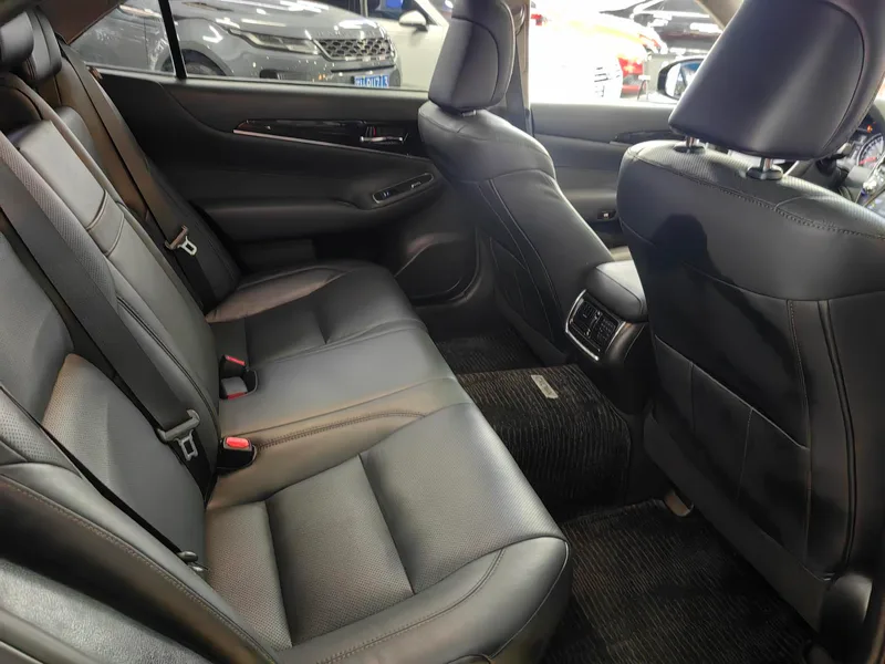 Toyota Crown 2018 2.0T Fashion Edition interior photo 14 Toyota Crown 2018 2.0T Fashion Edition interior photo 14