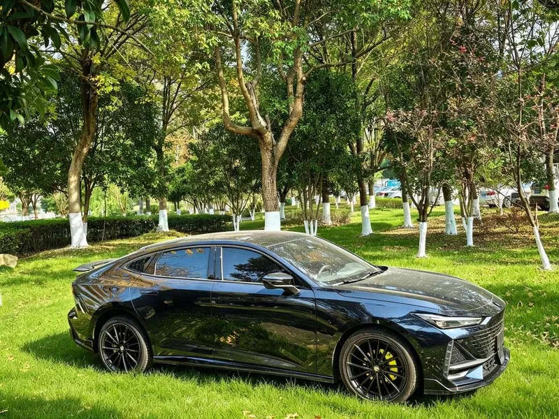 Changan UNI-V 2023 1.5T Sports version exterior photo 3 Changan UNI-V 2023 1.5T Sports version exterior photo 3