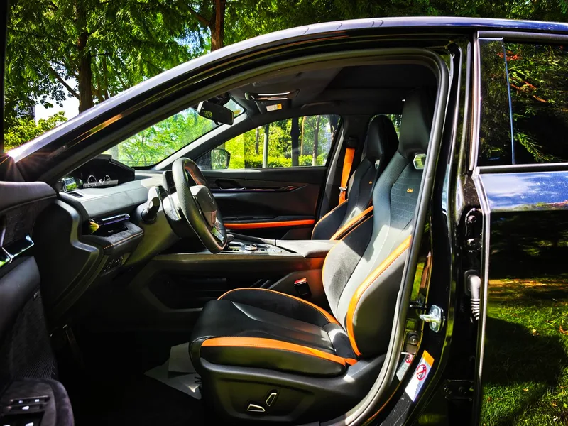 Changan UNI-V 2022 2.0T Edición de velocidad líder interior foto 15 Changan UNI-V 2022 2.0T Edición de velocidad líder interior foto 15