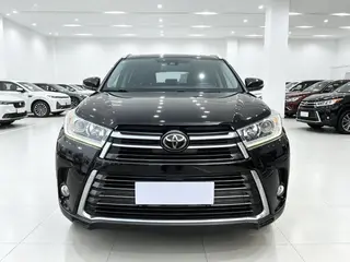 Toyota Highlander 2018 2.0T Four-wheel drive Premium Edition 7 seat Country VI exterior photo 2 Toyota Highlander 2018 2.0T Four-wheel drive Premium Edition 7 seat Country VI exterior photo 2