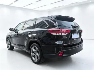 Toyota Highlander 2018 2.0T Four-wheel drive Premium Edition 7 seat Country VI exterior photo 5 Toyota Highlander 2018 2.0T Four-wheel drive Premium Edition 7 seat Country VI exterior photo 5