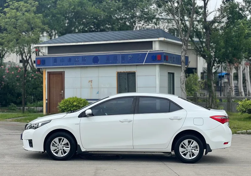 Toyota Corolla 2017 1.6L CVT GL exterior photo 7 Toyota Corolla 2017 1.6L CVT GL exterior photo 7