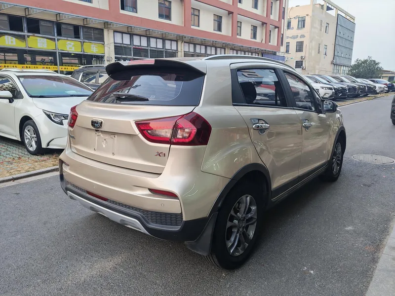 Geely Vision X3 2020 1.5L CVT Premium Trim exterior photo 8 Geely Vision X3 2020 1.5L CVT Premium Trim exterior photo 8