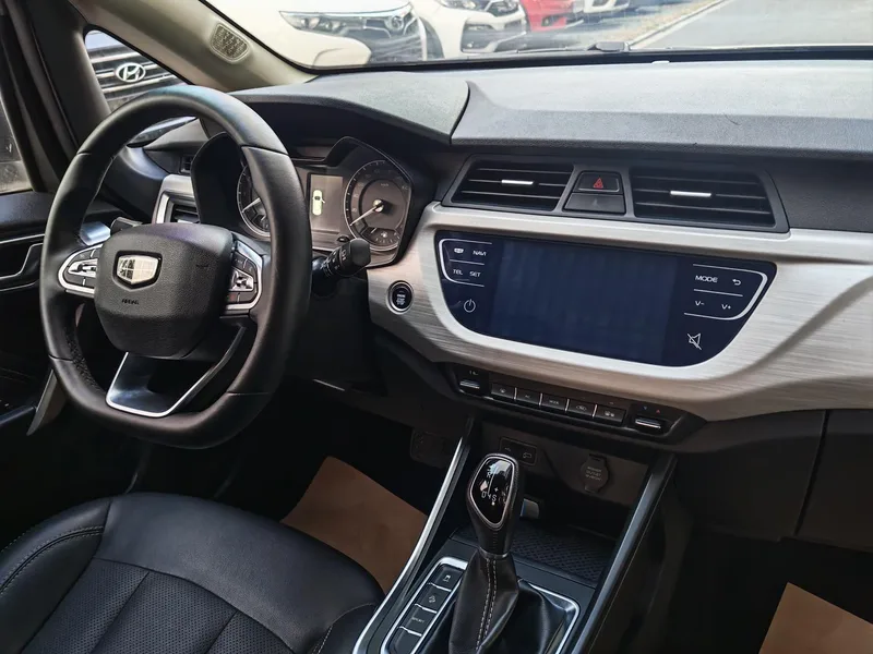 Geely Vision X3 2020 1.5L CVT Premium Trim interior photo 17 Geely Vision X3 2020 1.5L CVT Premium Trim interior photo 17