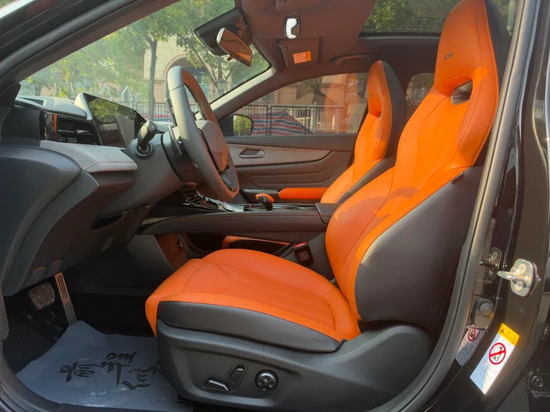 Changan UNI-V 2025 Third generation 2.0T Jin Qing type interior photo 11 Changan UNI-V 2025 Third generation 2.0T Jin Qing type interior photo 11